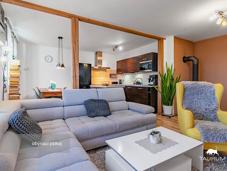 Prodej bytu 3+kk 64 m² - foto 1