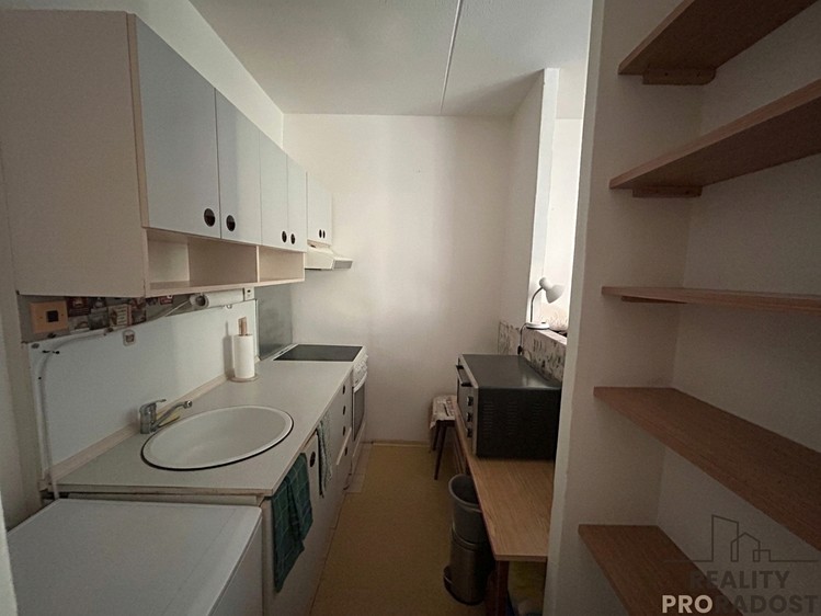 Prodej bytu 1+kk 33 m² - foto 6