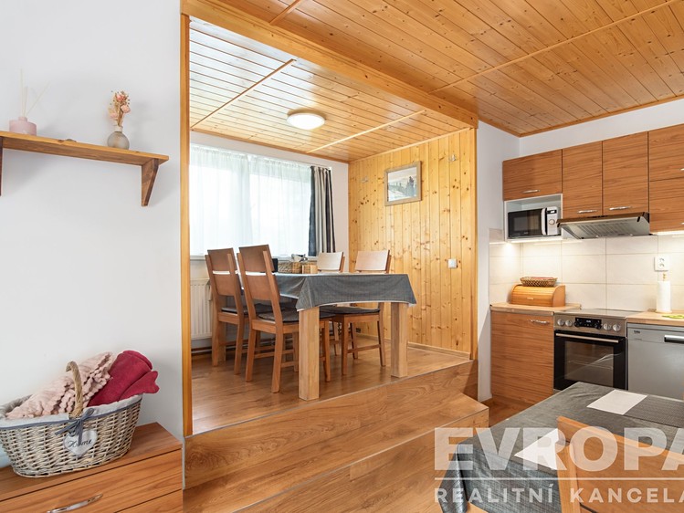 Prodej bytu 4+kk 99 m² - foto 4
