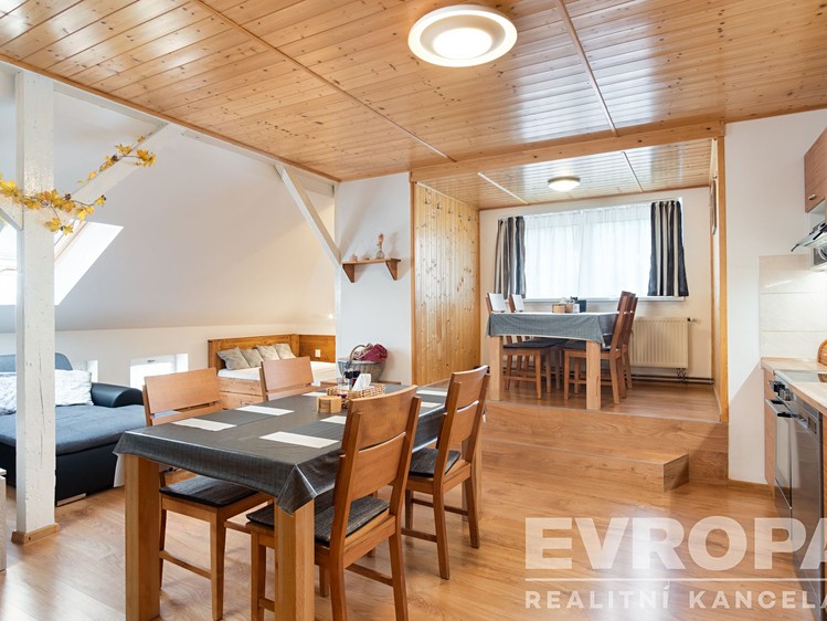 Prodej bytu 4+kk 99 m² - foto 6