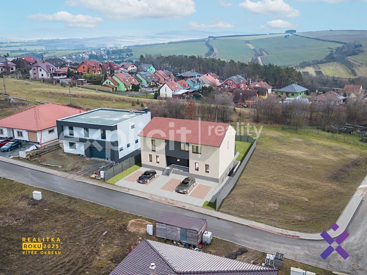 Prodej bytu 4+kk 98 m² (Mezonet) - foto 1