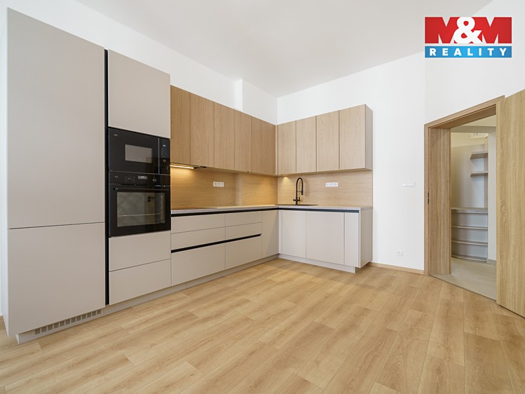 Prodej bytu 3+kk 72 m² - foto 2