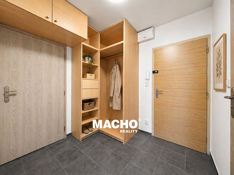 Prodej bytu 2+kk 46 m² - foto 6