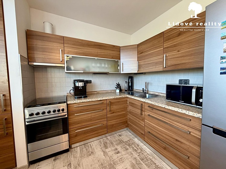 Prodej bytu 3+1 84 m² (Jednopodlažní) - foto 1