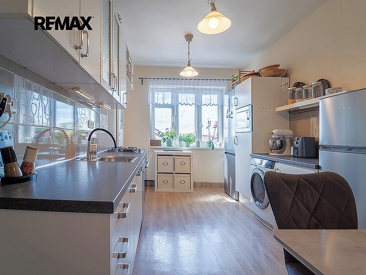 Prodej bytu 2+1 66 m² (Jednopodlažní) - foto 4
