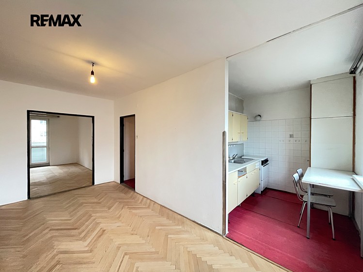 Prodej bytu 4+kk 81 m² (Jednopodlažní) - foto 3