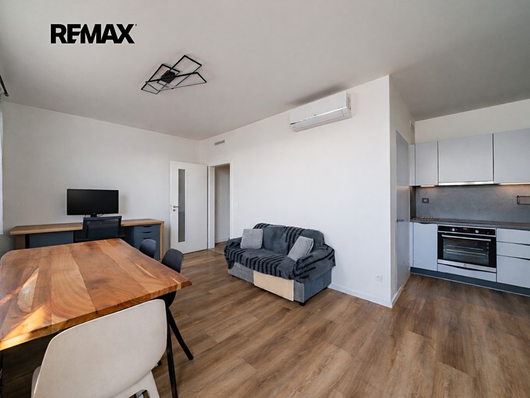 Prodej bytu 3+kk 78 m² (Jednopodlažní) - foto 4