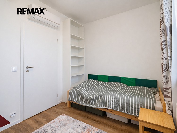 Prodej bytu 3+kk 78 m² (Jednopodlažní) - foto 8