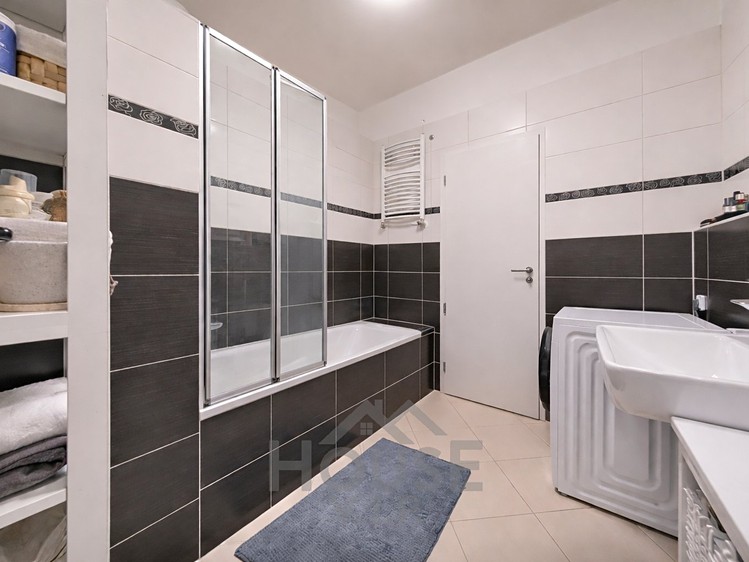 Prodej bytu 2+kk 53 m² (Jednopodlažní) - foto 7