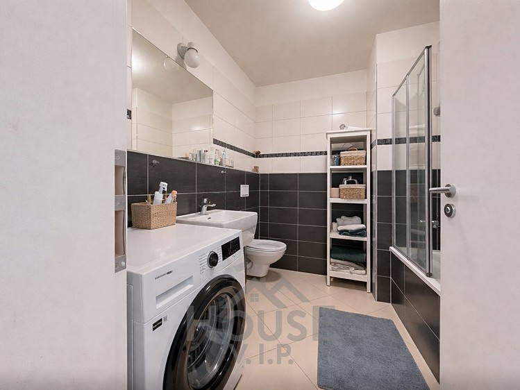 Prodej bytu 2+kk 53 m² (Jednopodlažní) - foto 6