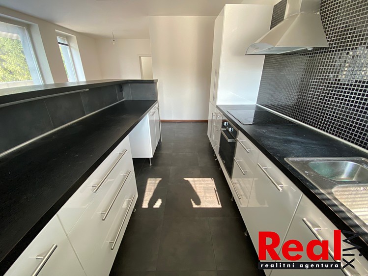 Prodej bytu 3+kk 68 m² - foto 6