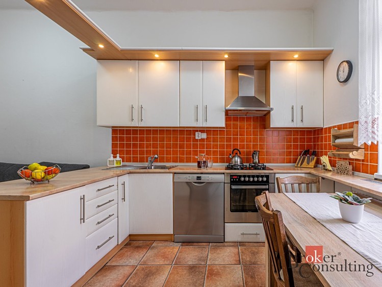 Prodej bytu 3+kk 67 m² - foto 1