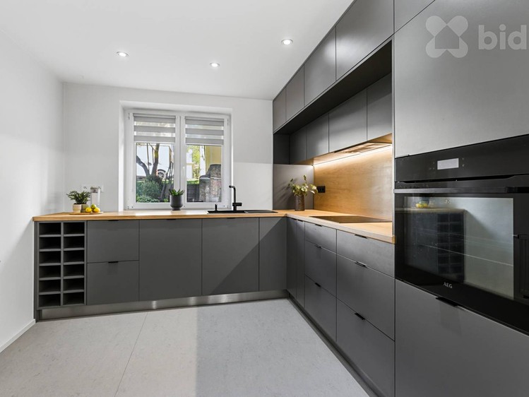 Prodej bytu 2+1 72 m² - foto 2