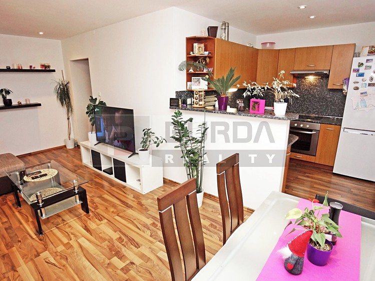 Prodej bytu 2+1 53 m² - foto 6
