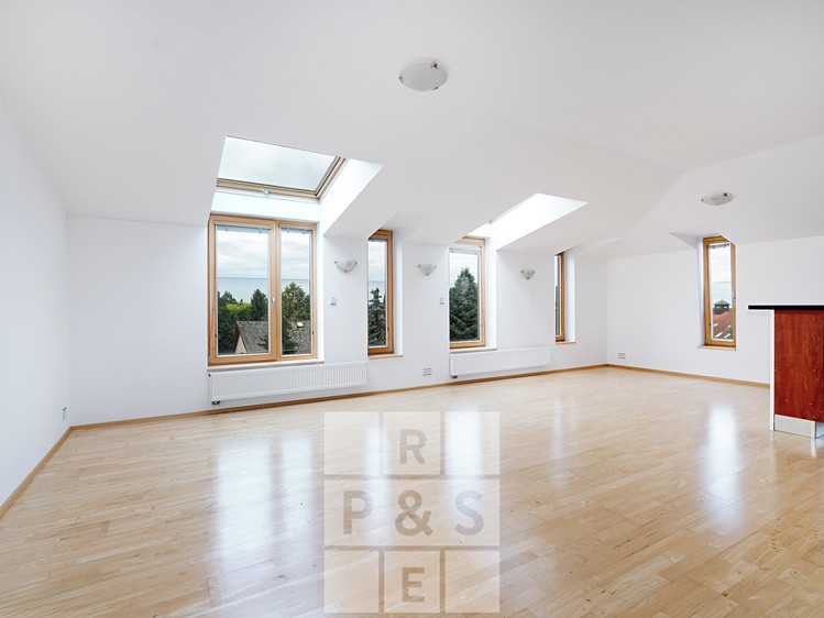 Prodej bytu 4+kk 133 m² (Jednopodlažní) - foto 8