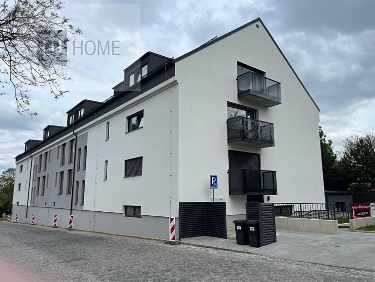 Prodej bytu 4+kk 150 m² (Podkrovní) - foto 3