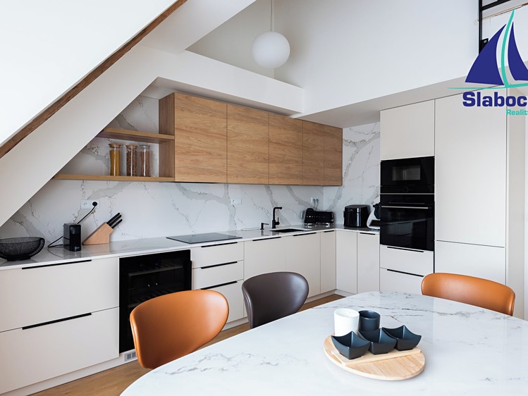 Prodej bytu 3+kk 116 m² (Mezonet) - foto 7