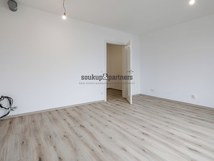 Prodej bytu 1+kk 28 m² (Jednopodlažní) - foto 6