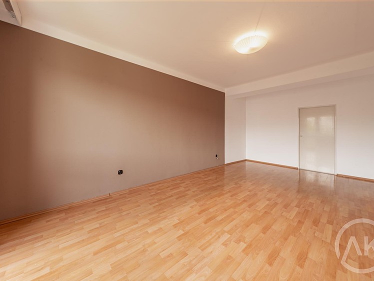 Prodej bytu 2+1 52 m² - foto 3