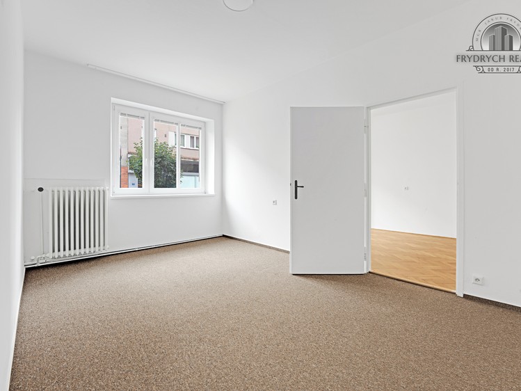 Prodej bytu 2+1 66 m² (Jednopodlažní) - foto 4