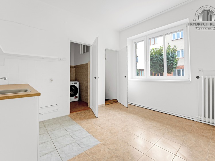 Prodej bytu 2+1 66 m² (Jednopodlažní) - foto 8