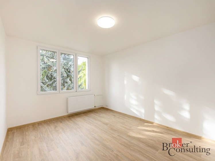 Prodej bytu 3+1 64 m² - foto 4