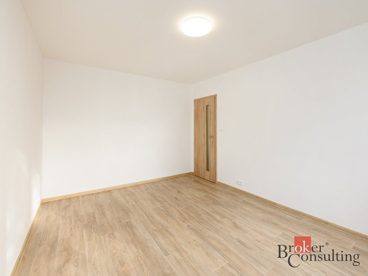 Prodej bytu 3+1 64 m² - foto 6