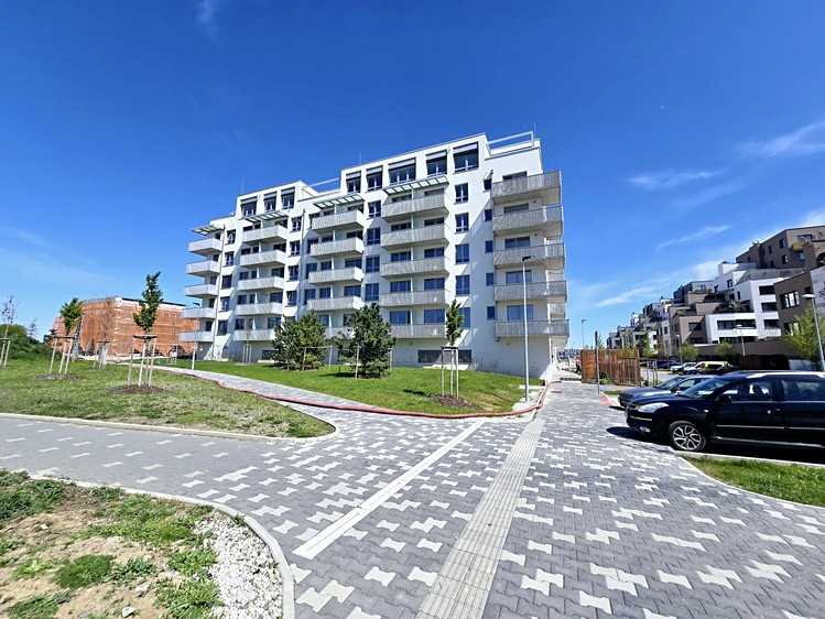 Prodej bytu 1+kk 25 m² - foto 1