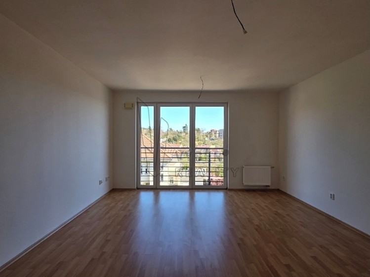 Prodej bytu 1+kk 36 m² (Jednopodlažní) - foto 2