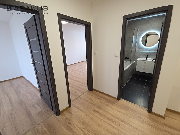 Prodej bytu 3+kk 65 m² - foto 3