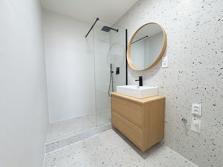 Prodej bytu 4+kk 77 m² - foto 2