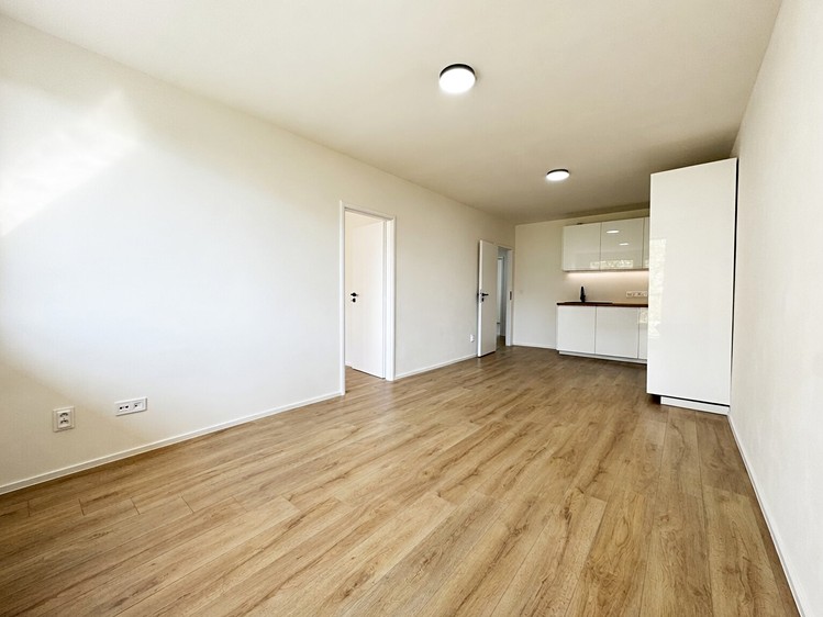 Prodej bytu 4+kk 77 m² - foto 6