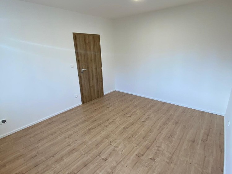 Prodej bytu 3+1 72 m² (Jednopodlažní) - foto 6