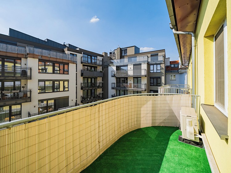 Prodej bytu 3+kk 82 m² - foto 3