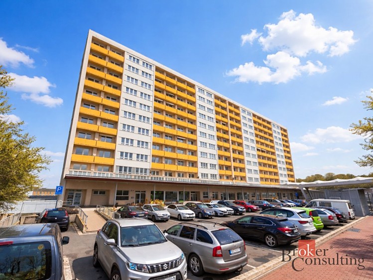 Prodej bytu 3+1 98 m² - foto 1