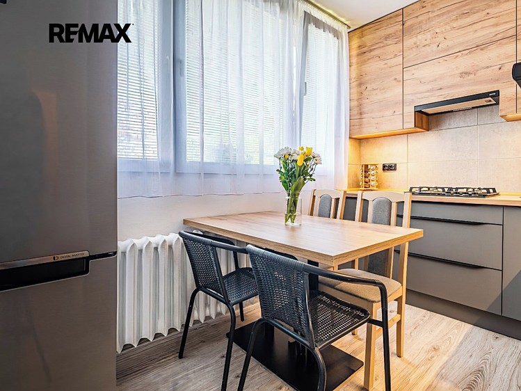 Prodej bytu 2+1 55 m² (Jednopodlažní) - foto 3