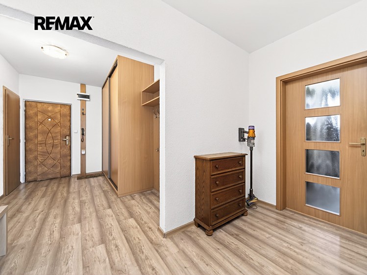 Prodej bytu 4+1 80 m² - foto 4