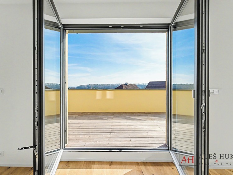 Prodej bytu 4+kk 119 m² - foto 3