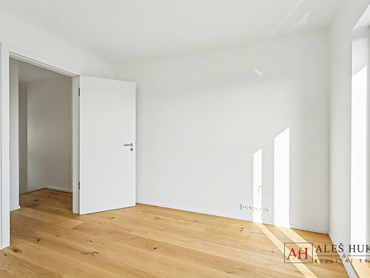 Prodej bytu 4+kk 119 m² - foto 8