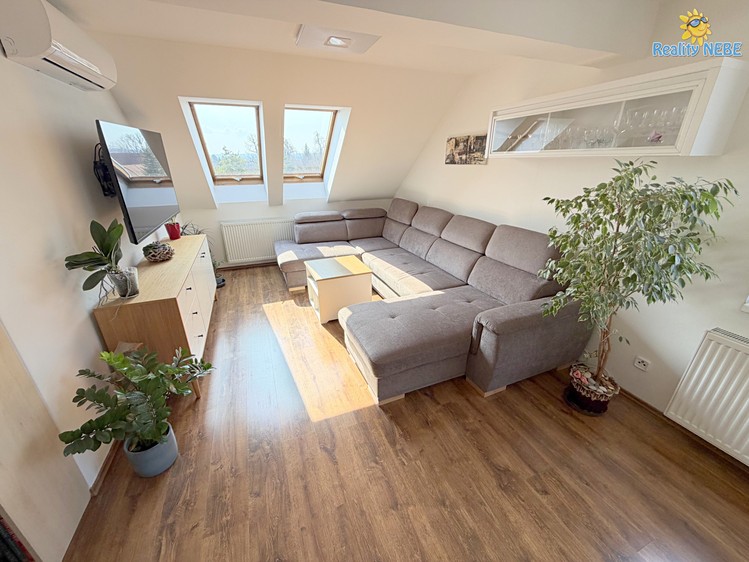 Prodej bytu 4+1 110 m² (Mezonet) - foto 6