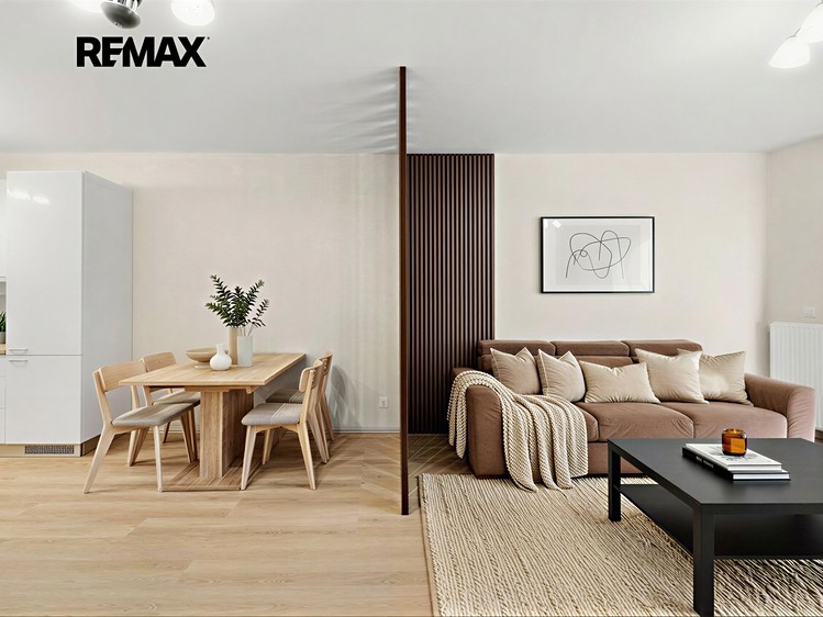 Prodej bytu 2+kk 64 m² (Jednopodlažní) - foto 1