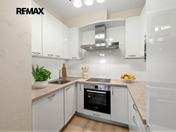 Prodej bytu 2+kk 64 m² (Jednopodlažní) - foto 3