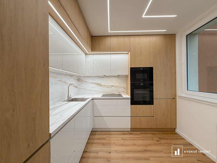 Prodej bytu 3+kk 68 m² (Jednopodlažní) - foto 1