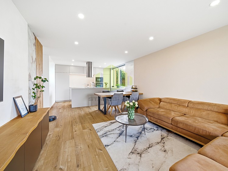 Prodej bytu 3+kk 81 m² - foto 1