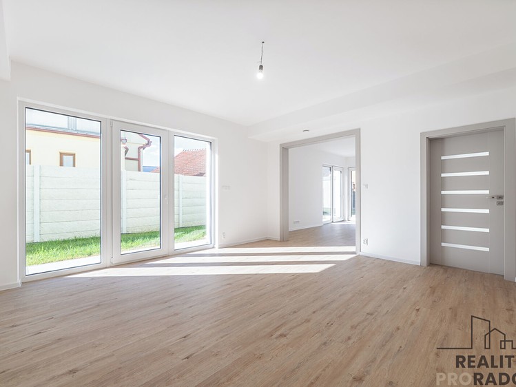 Prodej bytu 4+kk 90 m² - foto 3