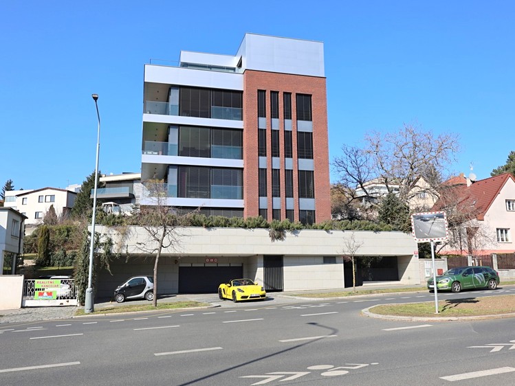 Prodej bytu 3+kk 115 m² (Jednopodlažní) - foto 4