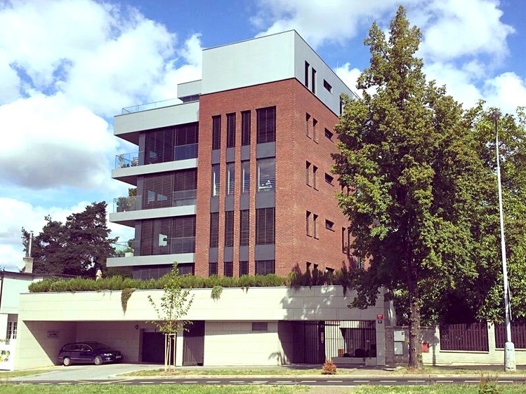 Prodej bytu 3+kk 115 m² (Jednopodlažní) - foto 3