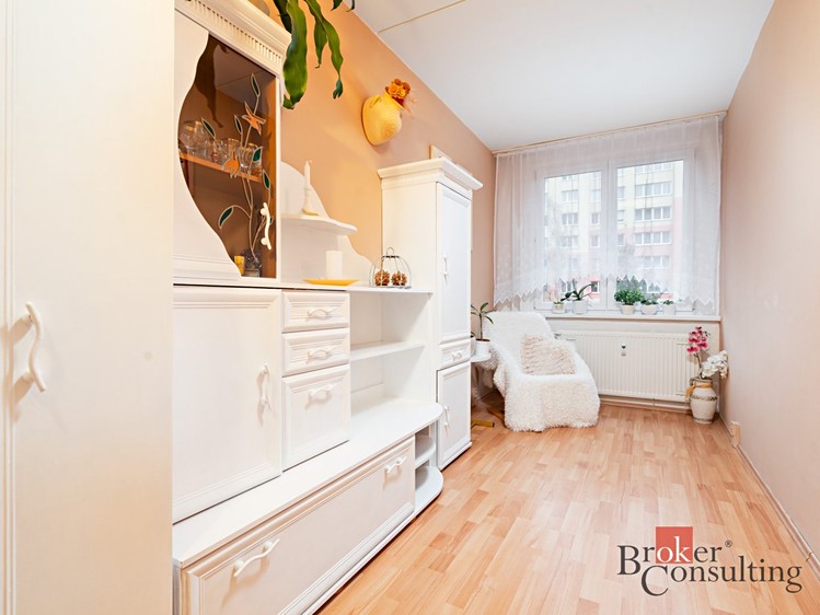 Prodej bytu 4+1 82 m² - foto 3