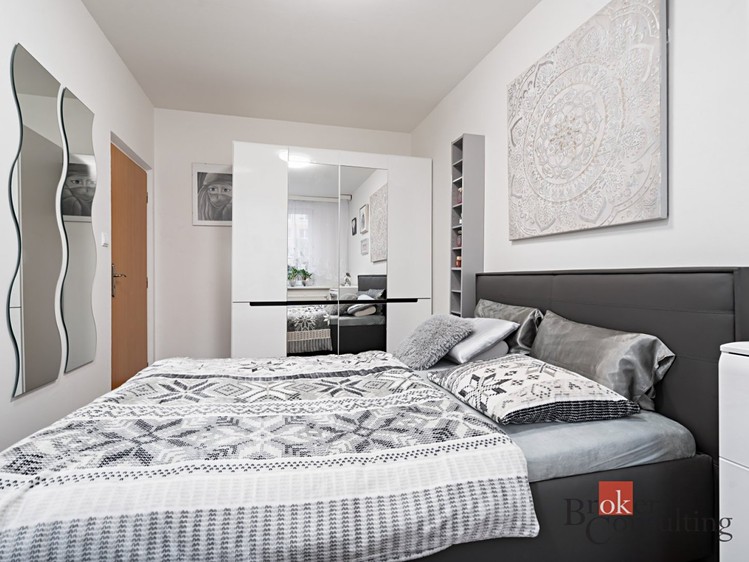 Prodej bytu 4+1 82 m² - foto 5