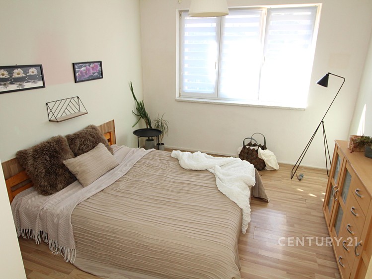 Prodej bytu 3+kk 75 m² - foto 2